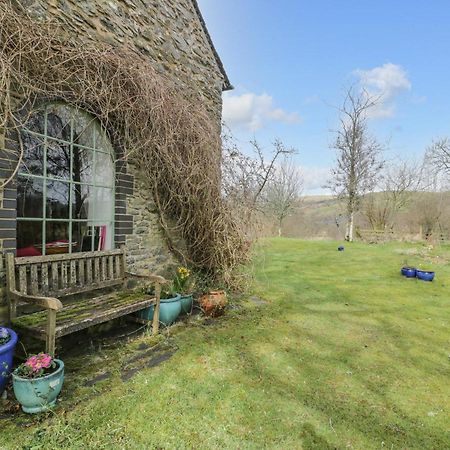 Villa Beudy Dolpebyll Llangadfan Exterior foto