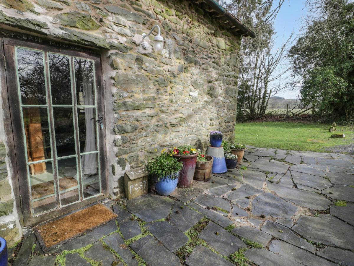 Villa Beudy Dolpebyll Llangadfan Exterior foto